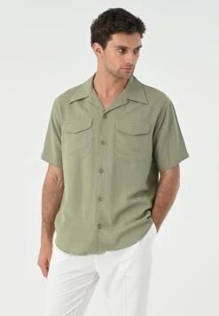 Lapel Collar Short Sleeve CamiciaKhaki Uomo Camicie AI722D02G-N11 12 Lapel Collar Short Sleeve CamiciaKhaki Uomo Camicie AI722D02G-N11 -Vendite Boss 037bb81d246e45b19141e64242a479ef