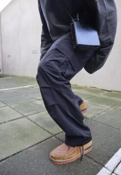 Adidas Originals Pantaloni CargoBlack Uomo Pantaloni AD122E0DZ-Q11