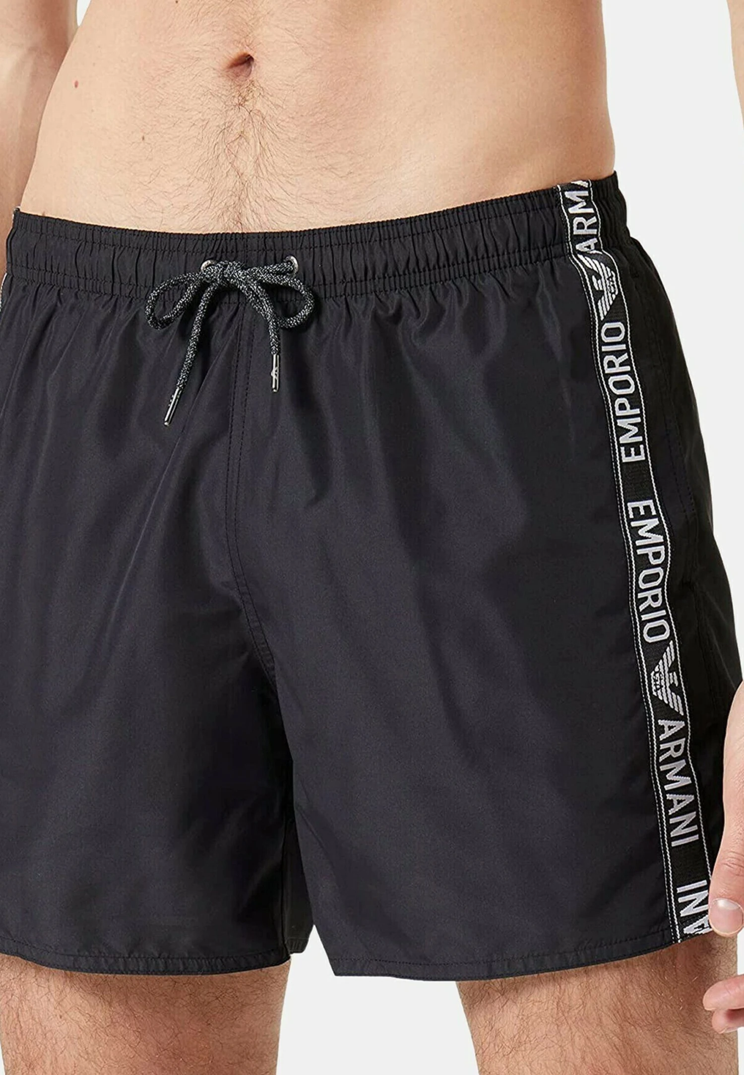 Emporio Armani Mit TunneShorts Da MareSchwarz Uomo Moda Mare EA882H02D-Q11 1 Emporio Armani Mit TunneShorts Da MareSchwarz Uomo Moda Mare EA882H02D-Q11