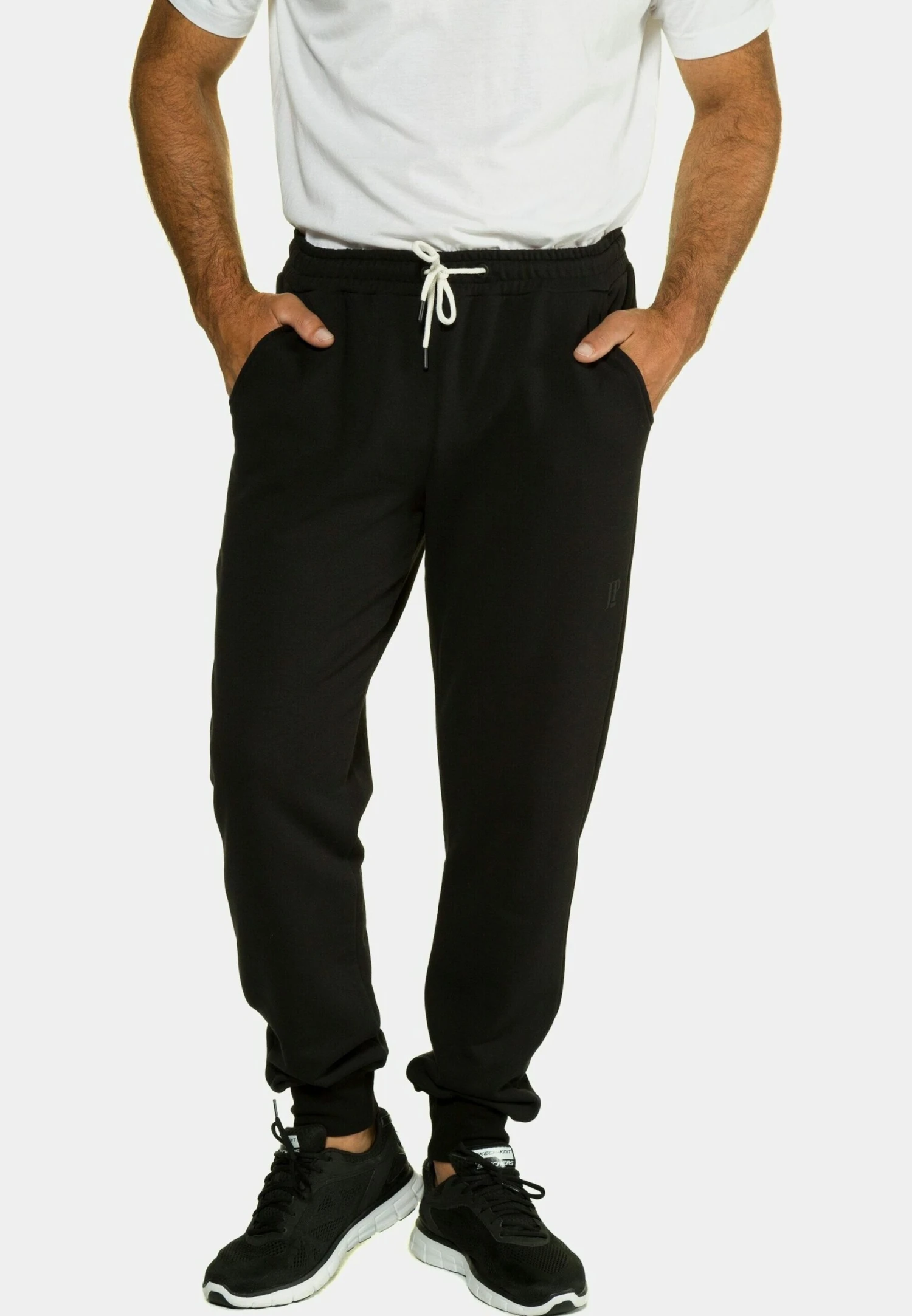 JP1880 Pantaloni SportiviSchwarz Uomo Pantaloni JP322E034-Q11 1 JP1880 Pantaloni SportiviSchwarz Uomo Pantaloni JP322E034-Q11