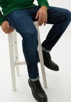 BRAX Style CurtJeans Slim FitWorn Blue Used Uomo Jeans BX022G09K-K11 11 BRAX Style CurtJeans Slim FitWorn Blue Used Uomo Jeans BX022G09K-K11 -Vendite Boss 1d21ea6f95aa4aeb9dce9bb10506c225