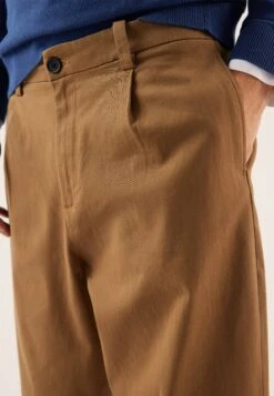 Pier One ChinoBrown Uomo Pantaloni PI922E05F-O11 9 Pier One ChinoBrown Uomo Pantaloni PI922E05F-O11 -Vendite Boss 1da2a20c173942ddb69e8515e1872185