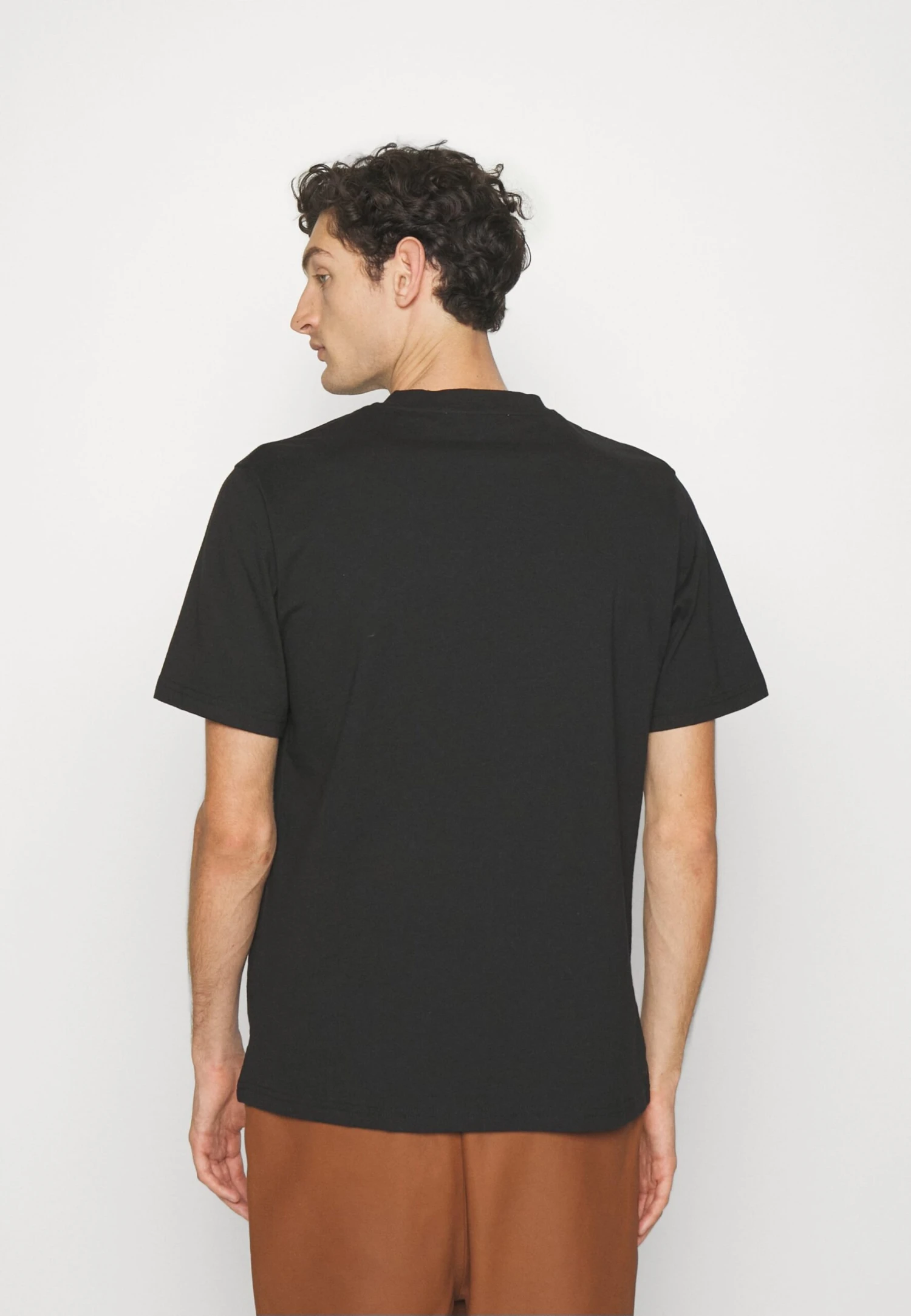 Les Deux FlagT-Shirt Con StampaBlack Uomo T-shirt E Polo LEP22O02L-Q11 3 Les Deux FlagT-Shirt Con StampaBlack Uomo T-shirt E Polo LEP22O02L-Q11 - immagine 3