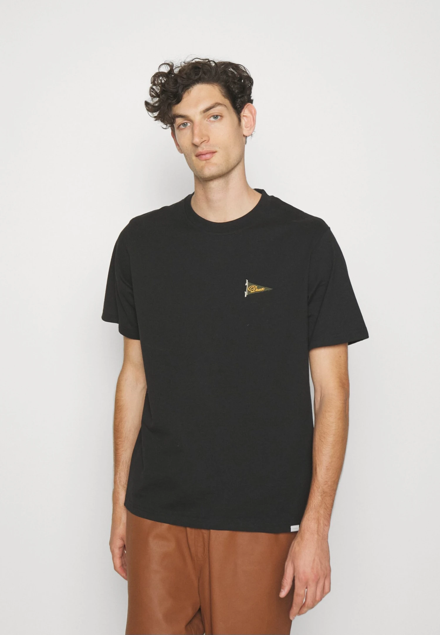 Les Deux FlagT-Shirt Con StampaBlack Uomo T-shirt E Polo LEP22O02L-Q11 1 Les Deux FlagT-Shirt Con StampaBlack Uomo T-shirt E Polo LEP22O02L-Q11