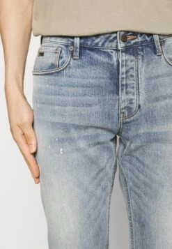 Emporio Armani Jeans A SigarettaLight Blue Denim Uomo Jeans EA822G06B-K11 9 Emporio Armani Jeans A SigarettaLight Blue Denim Uomo Jeans EA822G06B-K11 -Vendite Boss 25e7962e99d242498f2bf7d483d8ea29