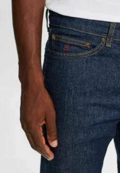 ESPRIT Mit Mittlerer BundhöheJeans A SigarettaBlue Rinse Uomo Jeans ES122G0D3-K11 14 ESPRIT Mit Mittlerer BundhöheJeans A SigarettaBlue Rinse Uomo Jeans ES122G0D3-K11 -Vendite Boss 2b288c7d79634507ad093009a1d1b227