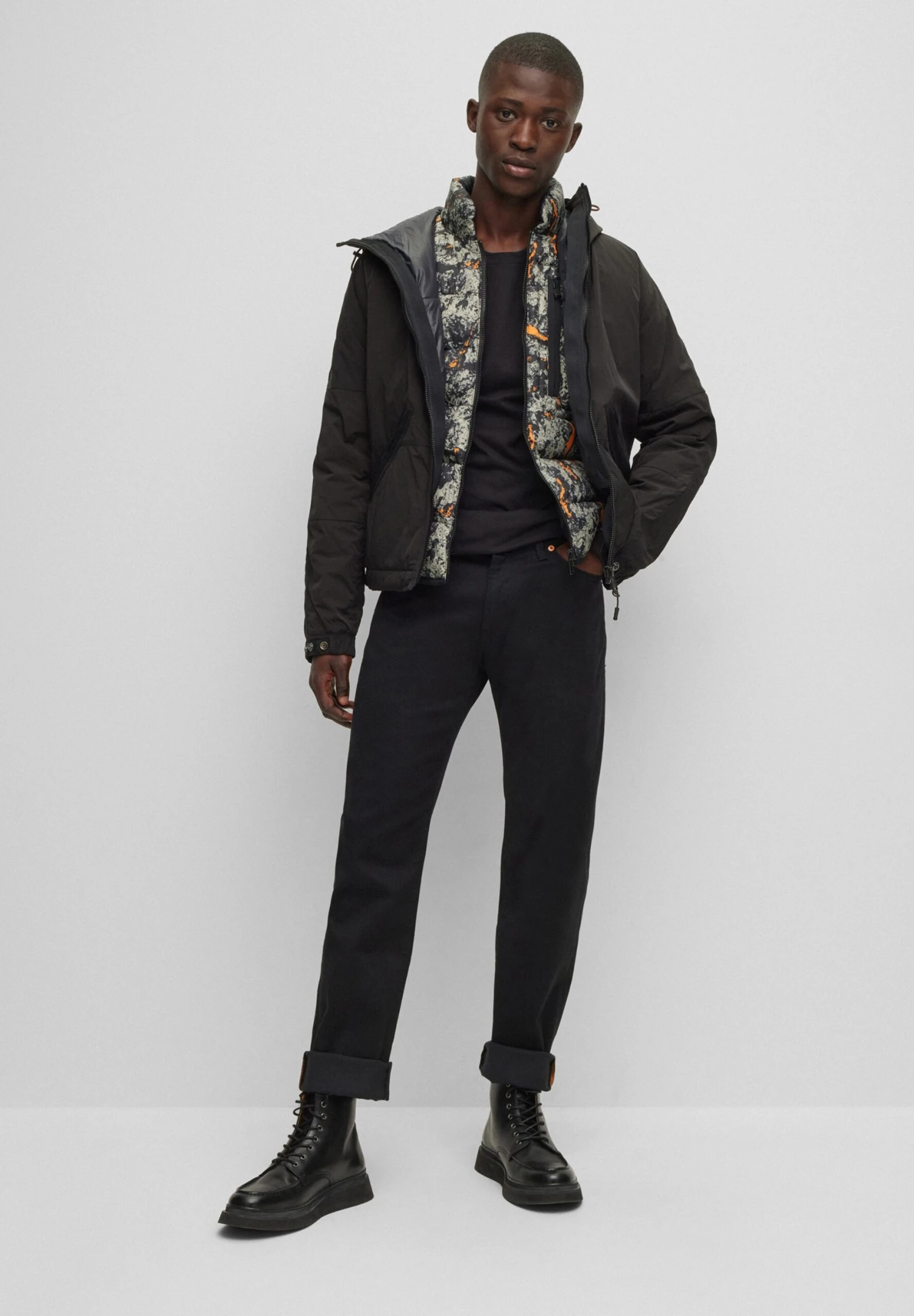 Boss TalesT-Shirt BasicBlack Uomo T-shirt E Polo BB122O0JW-Q11 2 Boss TalesT-Shirt BasicBlack Uomo T-shirt E Polo BB122O0JW-Q11 - immagine 2