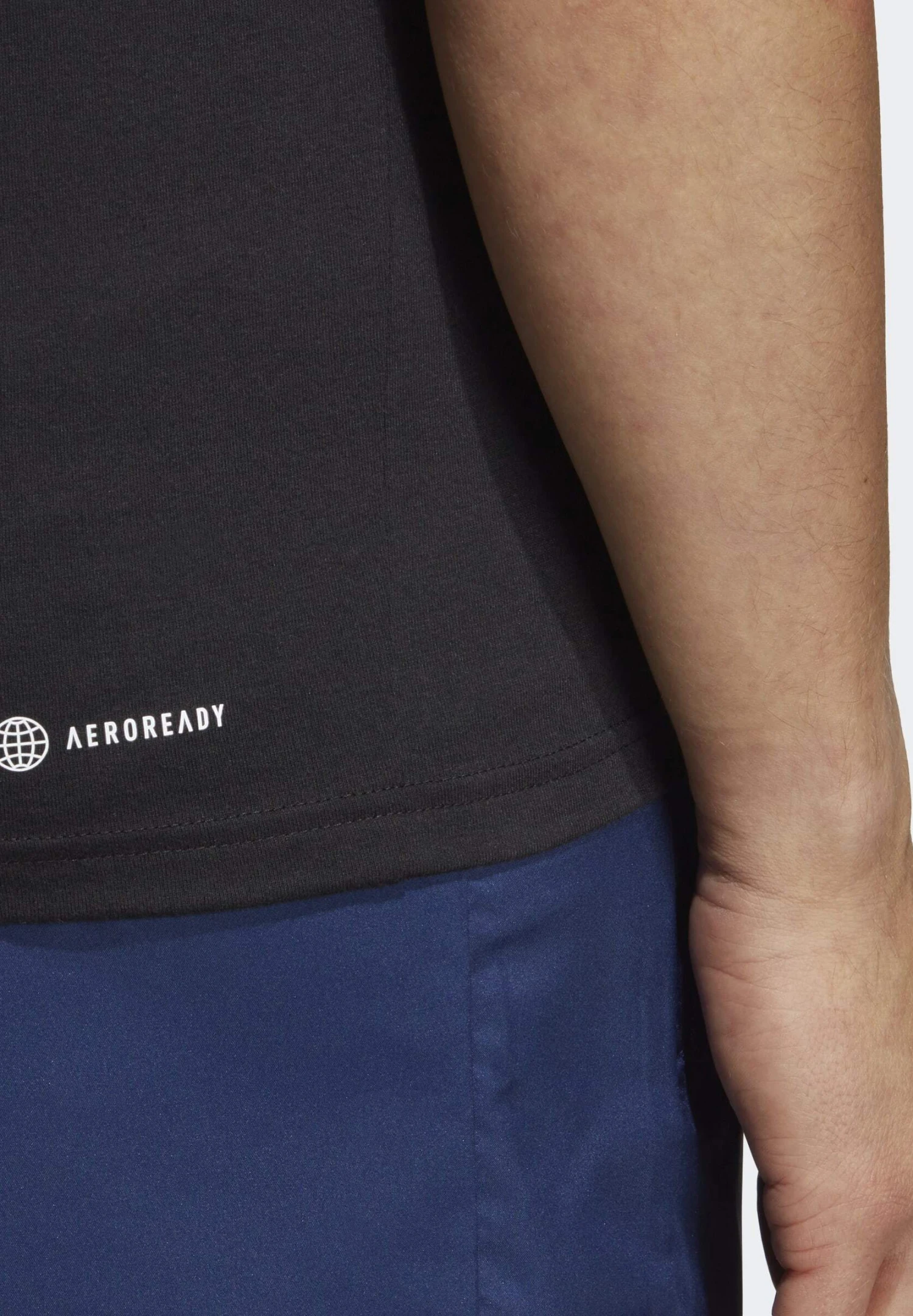 ADIDAS PERFORMANCE Train Essentials TankTopBlack White Uomo T-shirt E Polo AD542D4QH-Q11 4 ADIDAS PERFORMANCE Train Essentials TankTopBlack White Uomo T-shirt E Polo AD542D4QH-Q11 - immagine 4