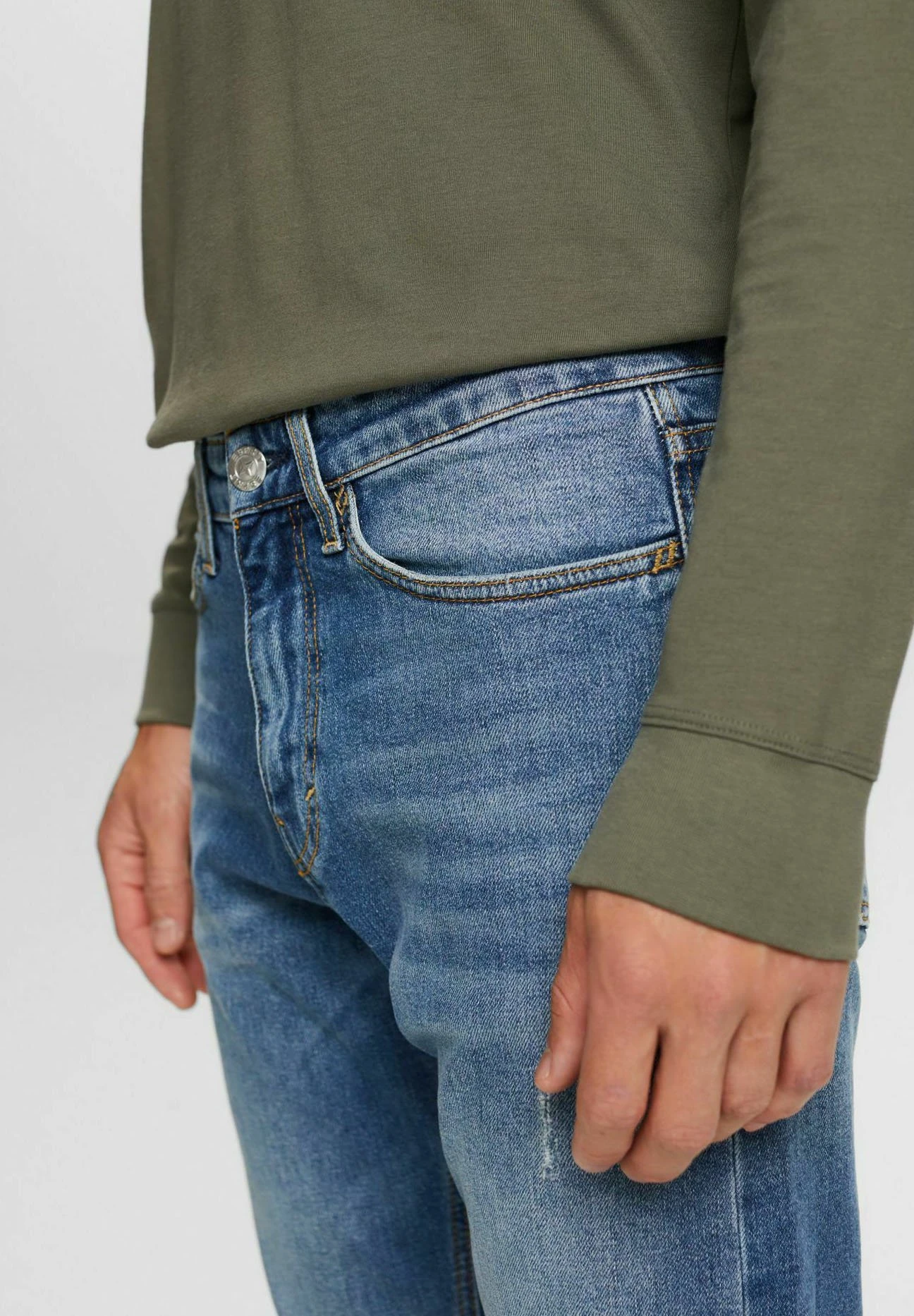 ESPRIT Jeans A Sigaretta - Blue Medium Washed New 4 ESPRIT Jeans A Sigaretta - Blue Medium Washed New - immagine 4