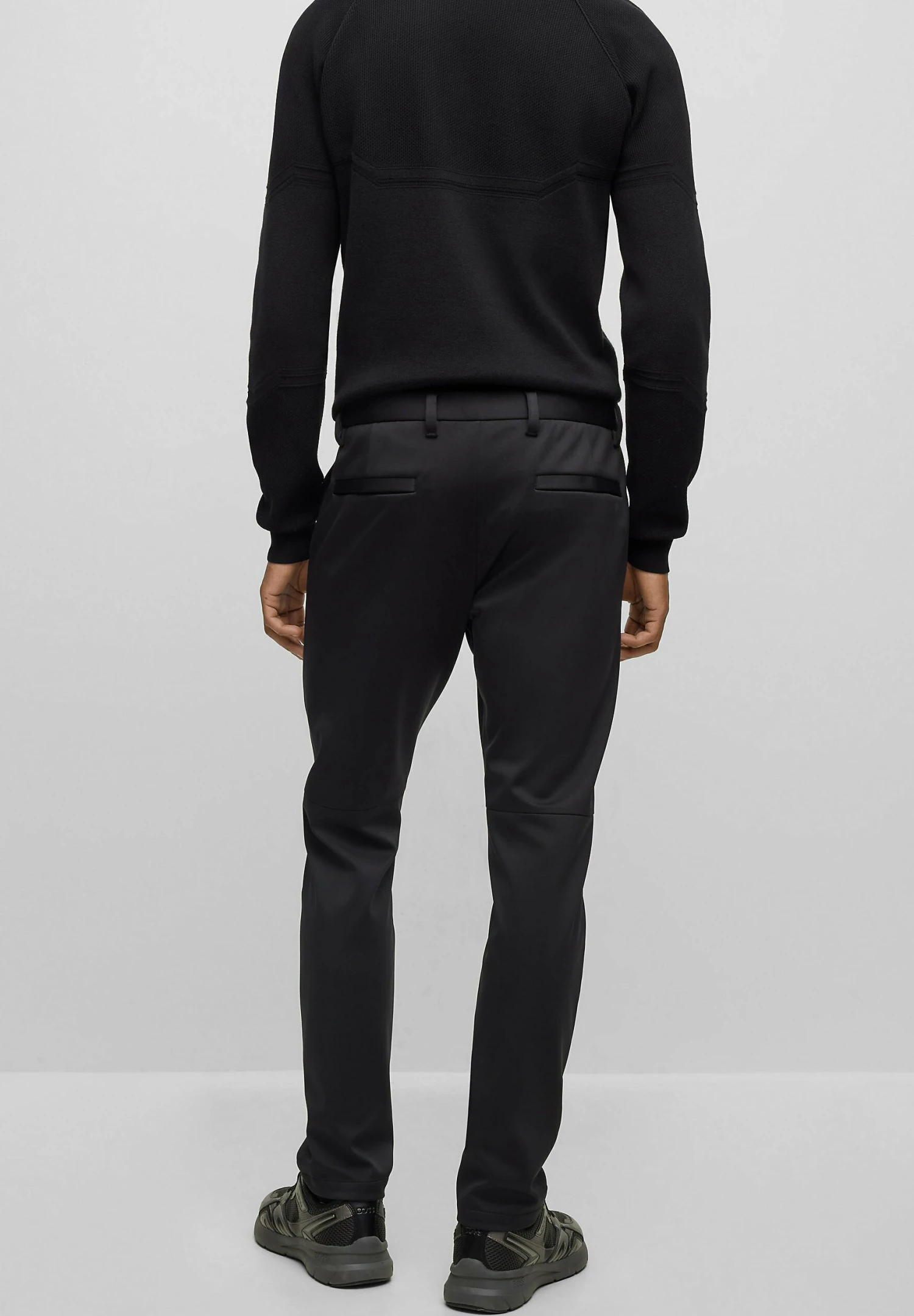 Boss T Commuter-Reg - Chino - Black One 3 Boss T Commuter-Reg - Chino - Black One - immagine 3