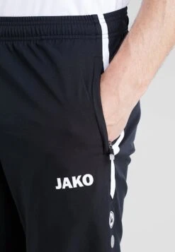 JAKO Striker - Pantaloni Sportivi - Schwarz/Weiß 9 JAKO Striker - Pantaloni Sportivi - Schwarz/Weiß -Vendite Boss 4a6443b771a24663916df3c7ed9a6092