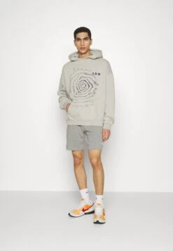 Nike Sportswear ClubShortsGrey Heather Uomo Pantaloni NI122F08D-C11 11 Nike Sportswear ClubShortsGrey Heather Uomo Pantaloni NI122F08D-C11 -Vendite Boss 4bc965dc6dc042b98f029019fc23903e