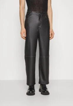 PantaloniBlack Uomo Pantaloni ZI422E000-Q11