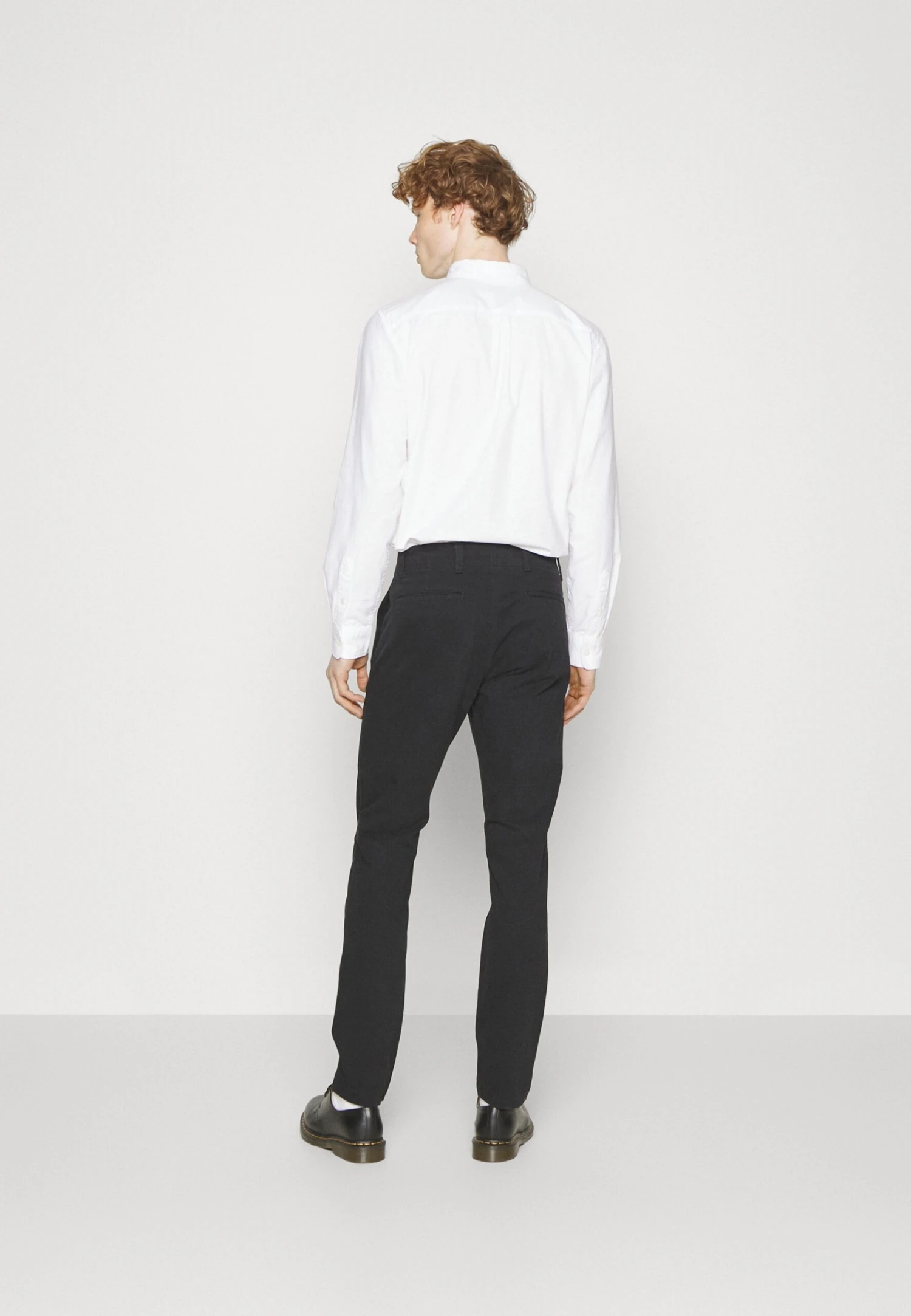 Dockers Smart Flex California SkinnyChinoBeautiful Black Uomo Pantaloni DO822E04O-Q11 3 Dockers Smart Flex California SkinnyChinoBeautiful Black Uomo Pantaloni DO822E04O-Q11 - immagine 3