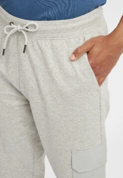 Solid SdjoryPantaloni SportiviGrey Melange Uomo Pantaloni SO422E02U-C11 9 Solid SdjoryPantaloni SportiviGrey Melange Uomo Pantaloni SO422E02U-C11 -Vendite Boss 5a0ae983aa9440c293e0fccf88eae36f