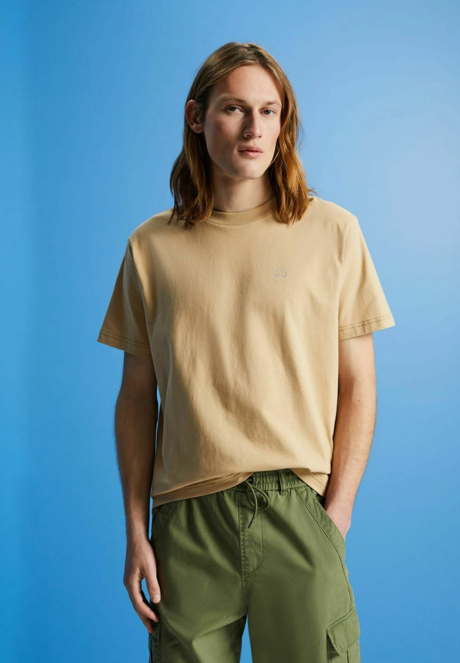 ESPRIT Mit DelfinprintT-Shirt BasicSand Uomo T-shirt E Polo ES122O130-B11 2 ESPRIT Mit DelfinprintT-Shirt BasicSand Uomo T-shirt E Polo ES122O130-B11 - immagine 2