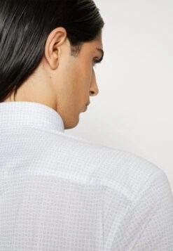 Boss Roan KentCamiciaLight/Pastel Blue Uomo Camicie BB122D1H9-K11 15 Boss Roan KentCamiciaLight/Pastel Blue Uomo Camicie BB122D1H9-K11 -Vendite Boss 6d5d169d4c8342109d44f81886c07cc6