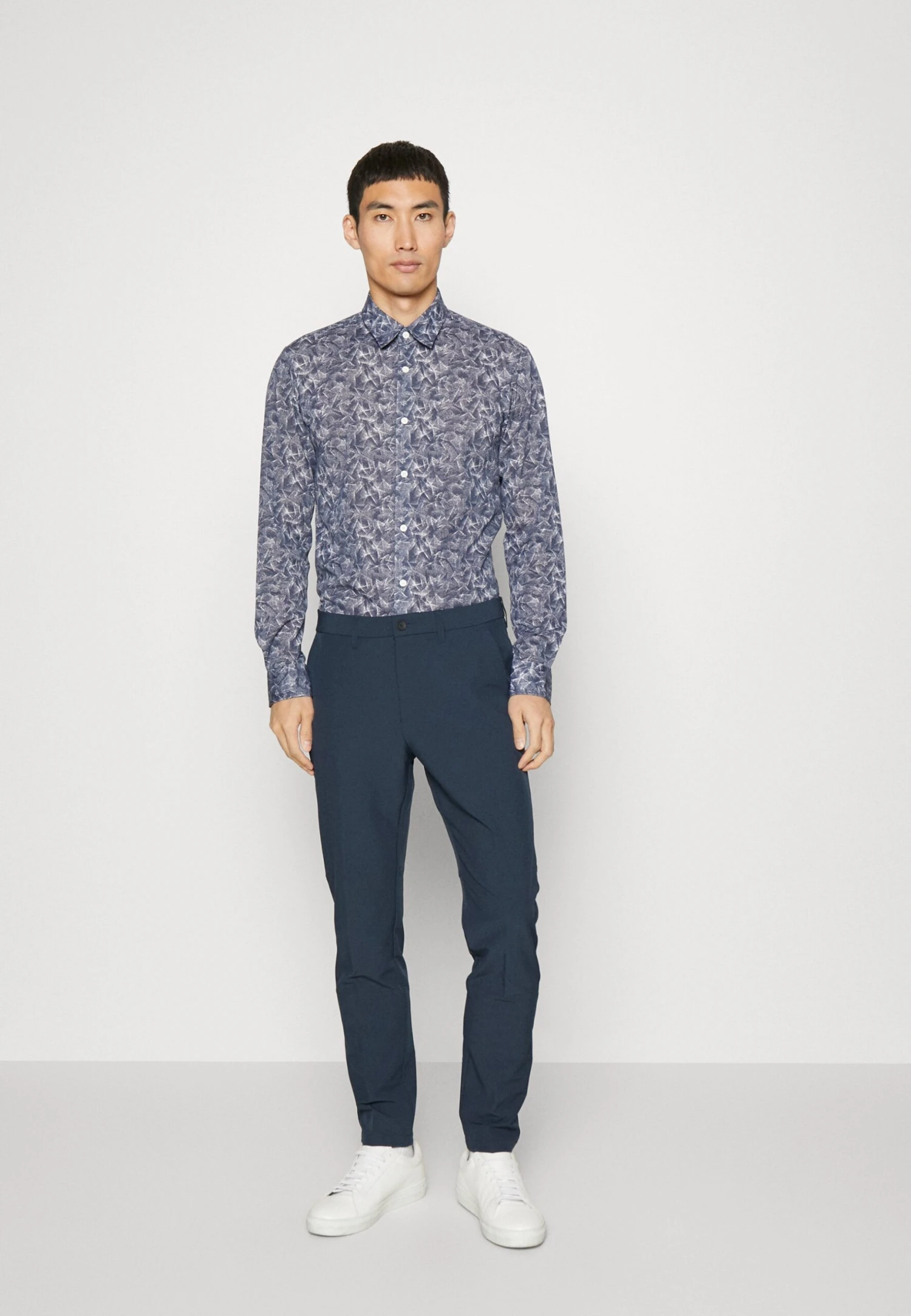 Boss Roan KentCamiciaOpen Blue Uomo Camicie BB122D1E9-A11 2 Boss Roan KentCamiciaOpen Blue Uomo Camicie BB122D1E9-A11 - immagine 2