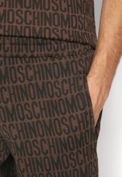 MOSCHINO TrousersPantaloni SportiviFantasy Brown Uomo Pantaloni 6MO22E01X-O11 13 MOSCHINO TrousersPantaloni SportiviFantasy Brown Uomo Pantaloni 6MO22E01X-O11 -Vendite Boss 760aa18c28eb4521bfb8d2ebb3a159bf