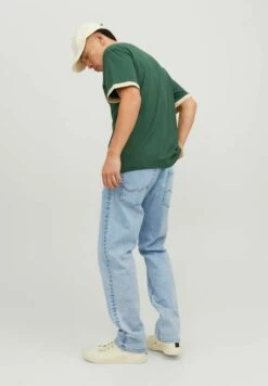 Jack & Jones Jeans A SigarettaBlue Denim Uomo Jeans JA222G262-K11 8 Jack & Jones Jeans A SigarettaBlue Denim Uomo Jeans JA222G262-K11 -Vendite Boss 7eaae1ee23fe4010a76189eba6062b3a