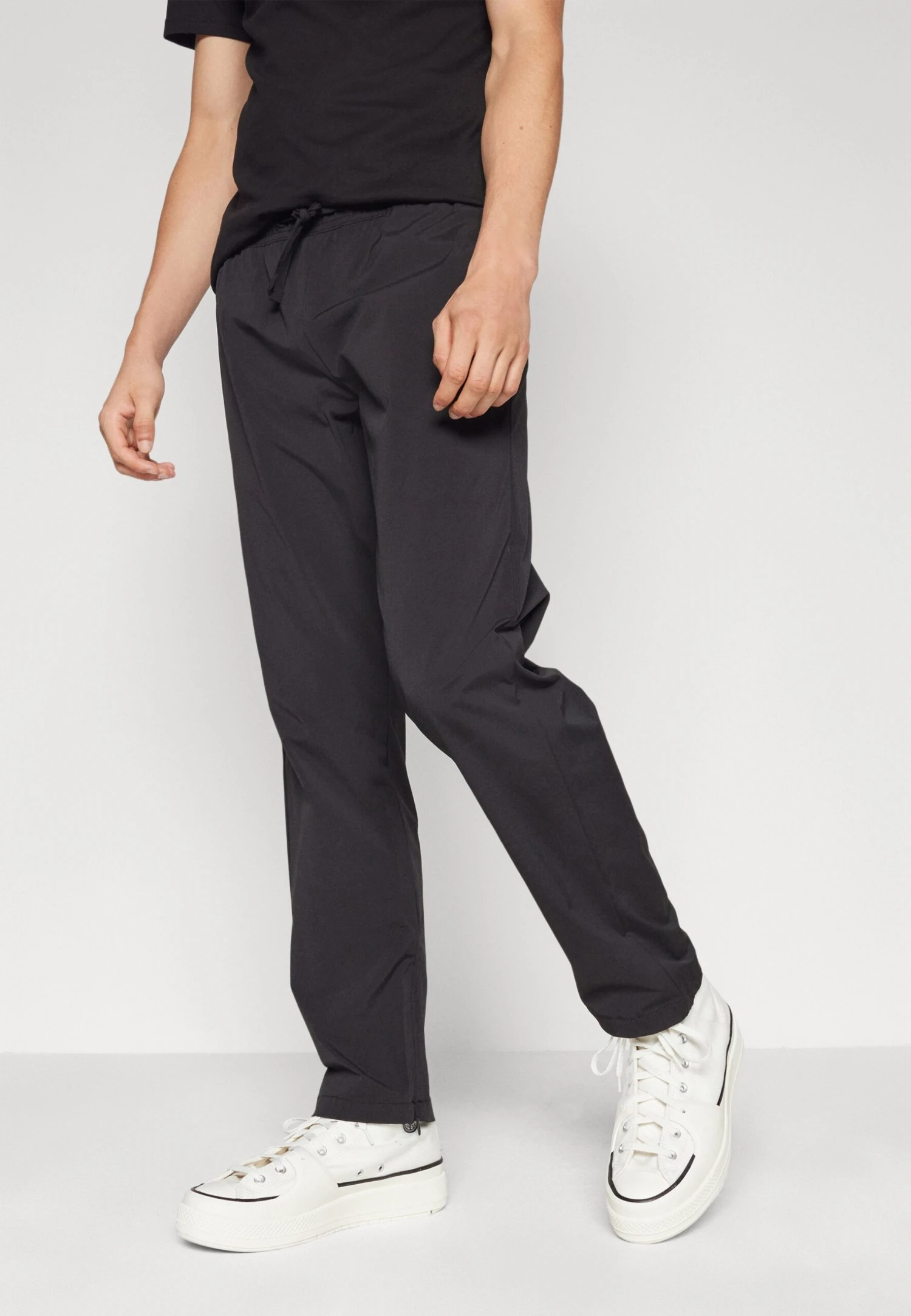 Jack & Jones Jpstkane Jjtech PantPantaloniBlack Uomo Pantaloni JA222E1BJ-Q12 4 Jack & Jones Jpstkane Jjtech PantPantaloniBlack Uomo Pantaloni JA222E1BJ-Q12 - immagine 4