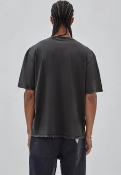 Guess Logo Frontale - T-Shirt Con Stampa - Nero 8 Guess Logo Frontale - T-Shirt Con Stampa - Nero -Vendite Boss 863d57168ebe4d4bb25f3f41c6934718