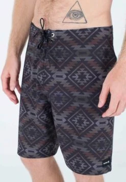 HURLEY Board Phantom Eco Weekender Shorts Da MareBlack Uomo Moda Mare HU882O006-Q11 -Vendite Boss 8d69ac5559934a74ac5aa8531c2173e7
