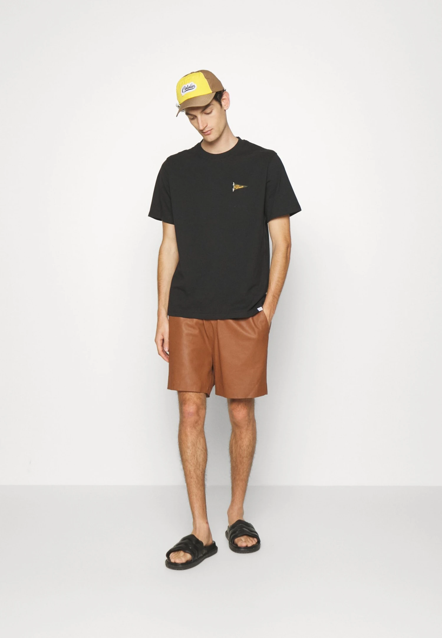 Les Deux FlagT-Shirt Con StampaBlack Uomo T-shirt E Polo LEP22O02L-Q11 2 Les Deux FlagT-Shirt Con StampaBlack Uomo T-shirt E Polo LEP22O02L-Q11 - immagine 2