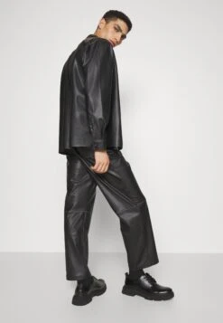 PantaloniBlack Uomo Pantaloni ZI422E000-Q11 -Vendite Boss 99e68728fe7142c6847b5cc9ef9b2b32