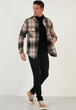 Double Pocket- Camicia - Black 9 Double Pocket- Camicia - Black -Vendite Boss 9d7dc874fc7f4521ab0fafc9c4560025