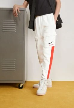 Nike Sportswear Air Pant Pantaloni SportiviSummit White/ Crimson Uomo Pantaloni NI122E0H0-A11