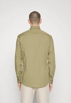 Boss Hank KentCamicia ElegantePastel Green Uomo Camicie BB122D1F6-E11 8 Boss Hank KentCamicia ElegantePastel Green Uomo Camicie BB122D1F6-E11 -Vendite Boss a3dd152977744073a3fd309237e48566