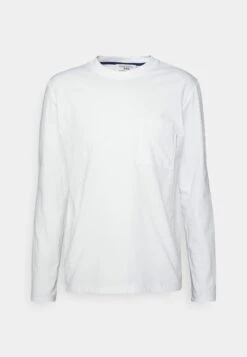 Marc O'Polo DENIM Long Sleeve Chest Pocket Relaxed FitMaglietta A Manica LungaWhite Uomo T-shirt E Polo OP522O05J-A11 -Vendite Boss aa5befc0391a42b684ec44bc9713f717