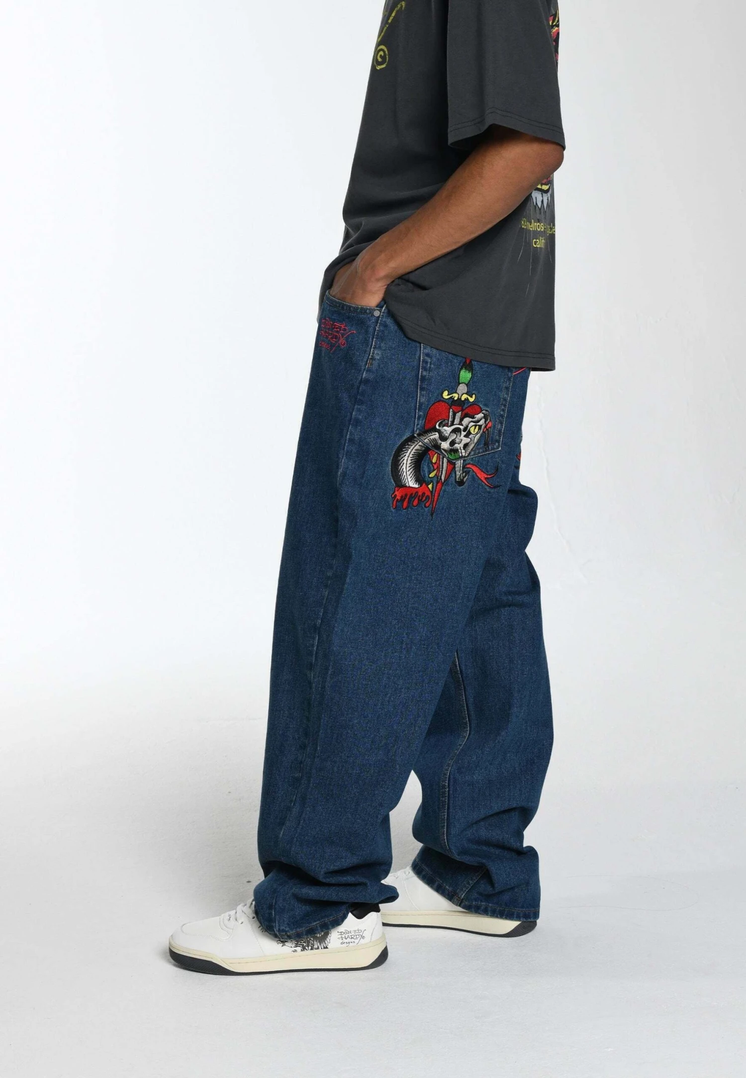 Ed Hardy Snake Sever Tattoo Graphic - Jeans Baggy - Indigo 4 Ed Hardy Snake Sever Tattoo Graphic - Jeans Baggy - Indigo - immagine 4