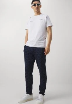 Michael Kors Empire Flocked PantPantaloni SportiviMidnight Uomo Pantaloni 1MI22E03O-K11 10 Michael Kors Empire Flocked PantPantaloni SportiviMidnight Uomo Pantaloni 1MI22E03O-K11 -Vendite Boss bba1d5db046f4d248ce2800bf04cd6f3