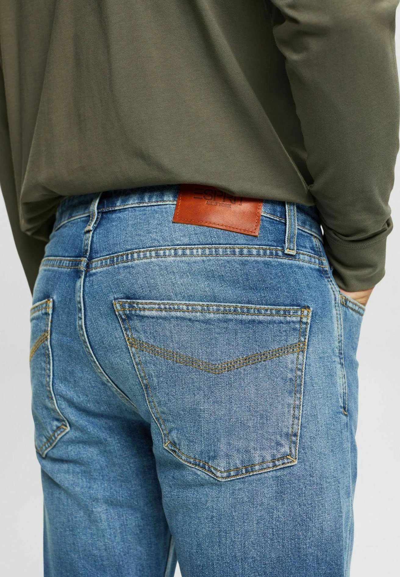 ESPRIT Jeans A Sigaretta - Blue Medium Washed New 5 ESPRIT Jeans A Sigaretta - Blue Medium Washed New - immagine 5