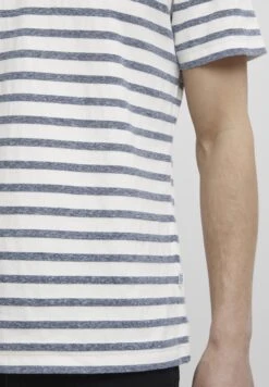 CASUAL FRIDAY CfthorT-Shirt Con StampaDark Navy Uomo T-shirt E Polo C1A22O038-K12 10 CASUAL FRIDAY CfthorT-Shirt Con StampaDark Navy Uomo T-shirt E Polo C1A22O038-K12 -Vendite Boss c4e8abbc00714ef19c86b83a49f70595