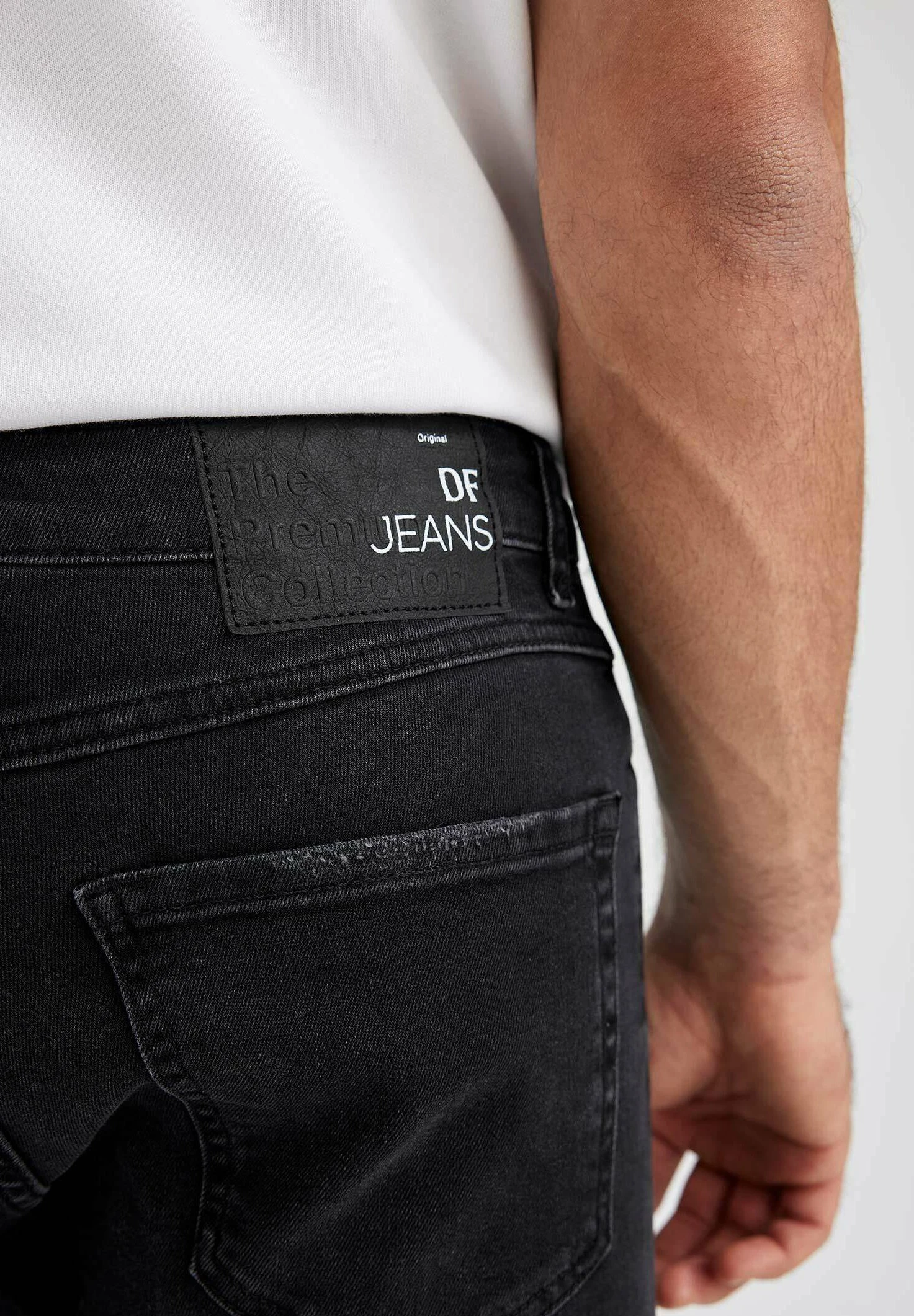 DeFacto Comfort Fit - Jeans Slim Fit - Black 5 DeFacto Comfort Fit - Jeans Slim Fit - Black - immagine 5