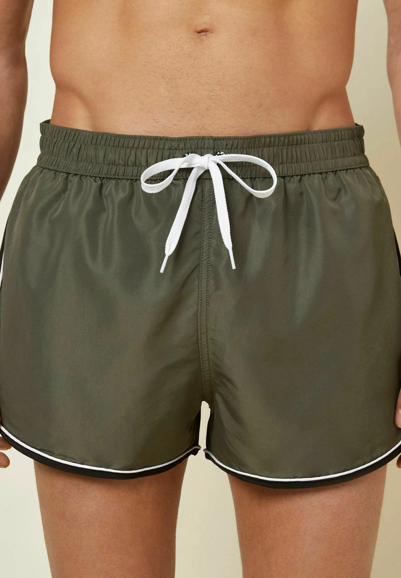 Yamamay PassepartoutShorts Da MareVerde Militare Uomo Moda Mare 0YA82H002-M11 4 Yamamay PassepartoutShorts Da MareVerde Militare Uomo Moda Mare 0YA82H002-M11 - immagine 4