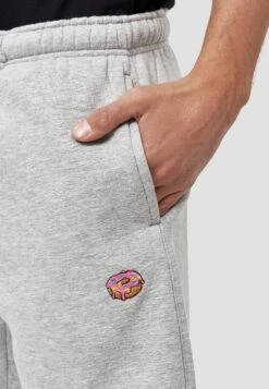 DonutPantaloni SportiviHellgrau Uomo Pantaloni MHO22E007-C11 11 DonutPantaloni SportiviHellgrau Uomo Pantaloni MHO22E007-C11 -Vendite Boss d0a45950817740cd8c649868bcfb6b7b