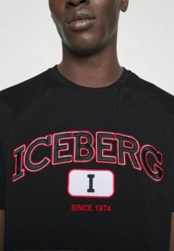 Iceberg T-Shirt Con StampaNero Uomo T-shirt E Polo IC322O069-Q11 -Vendite Boss d2834044206c4900bd6db98d0ba2452a