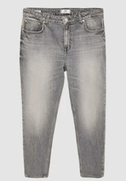 LTB Alessio Wiyot SafeJeans Tapered FitMid Blue Uomo Jeans LT122G04U-C12 -Vendite Boss dd9b1cba034249b29c424a30dd14384b