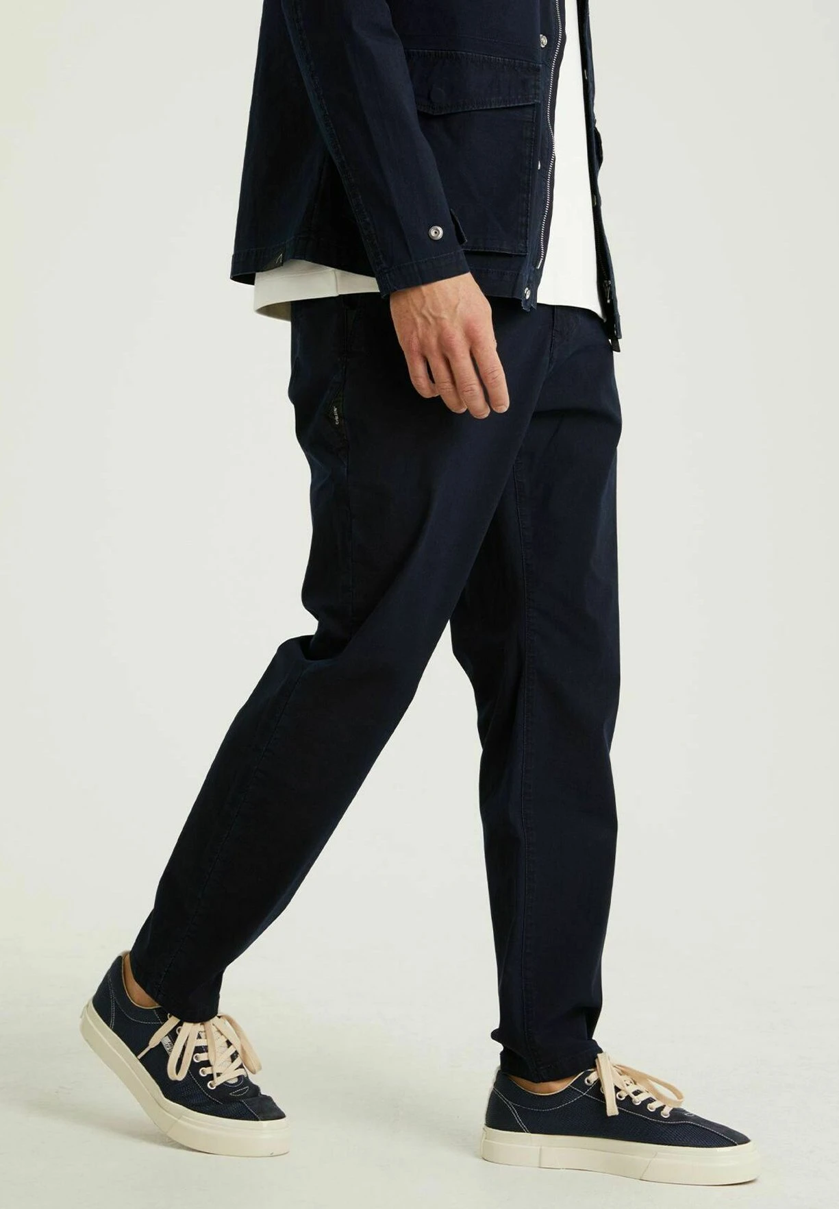 Tobin. L DarthChinoDark Blue Uomo Pantaloni CZ522E01R-K11 3 Tobin. L DarthChinoDark Blue Uomo Pantaloni CZ522E01R-K11 - immagine 3