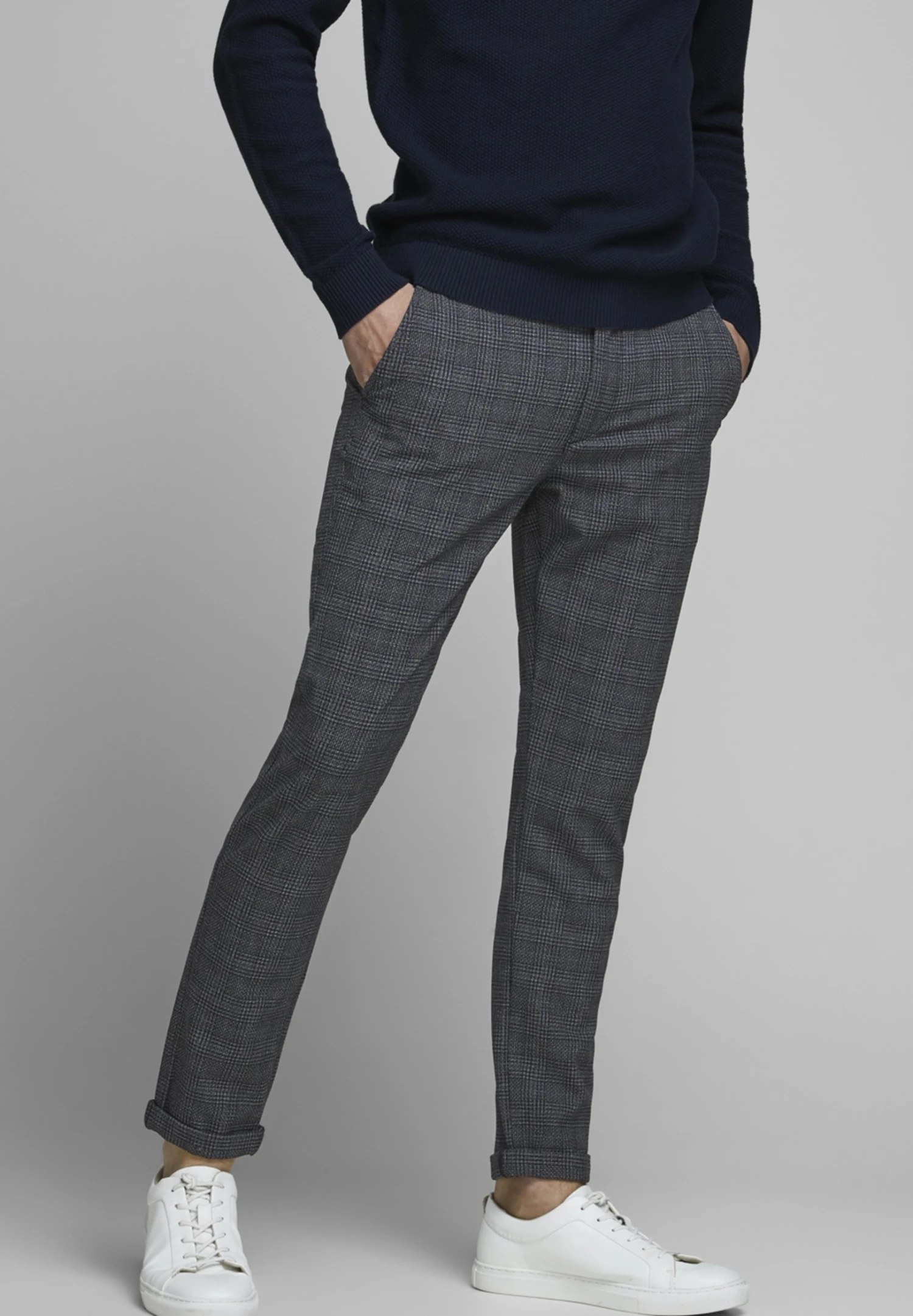 Jack & Jones PantaloniBlack Uomo Pantaloni JA222E0OY-Q11 1 Jack & Jones PantaloniBlack Uomo Pantaloni JA222E0OY-Q11