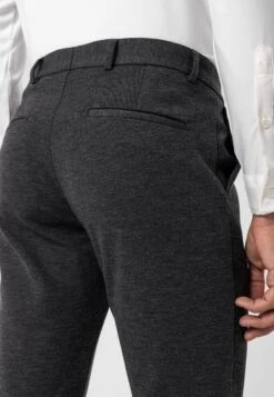 Slim Fit ChinoAnthracite Uomo Pantaloni AI722E00C-Q12 13 Slim Fit ChinoAnthracite Uomo Pantaloni AI722E00C-Q12 -Vendite Boss f6944dc84742401da8b2d4cef3f71db1