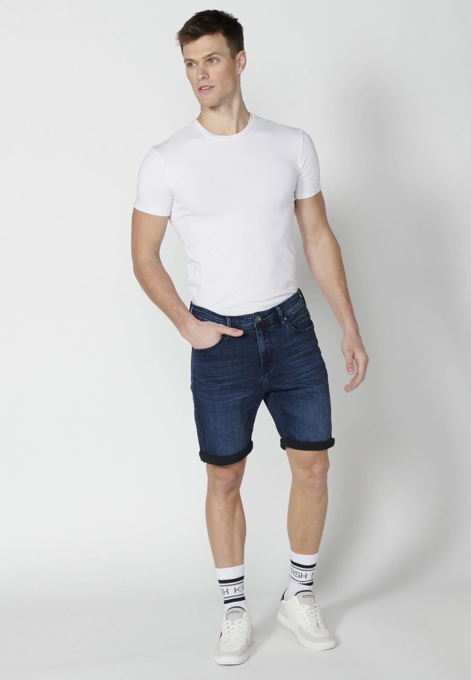 Koroshi StrecthStrectShorts Di JeansAzul Osc Dark Blue Uomo Jeans KOL22F08F-K11 2 Koroshi StrecthStrectShorts Di JeansAzul Osc Dark Blue Uomo Jeans KOL22F08F-K11 - immagine 2