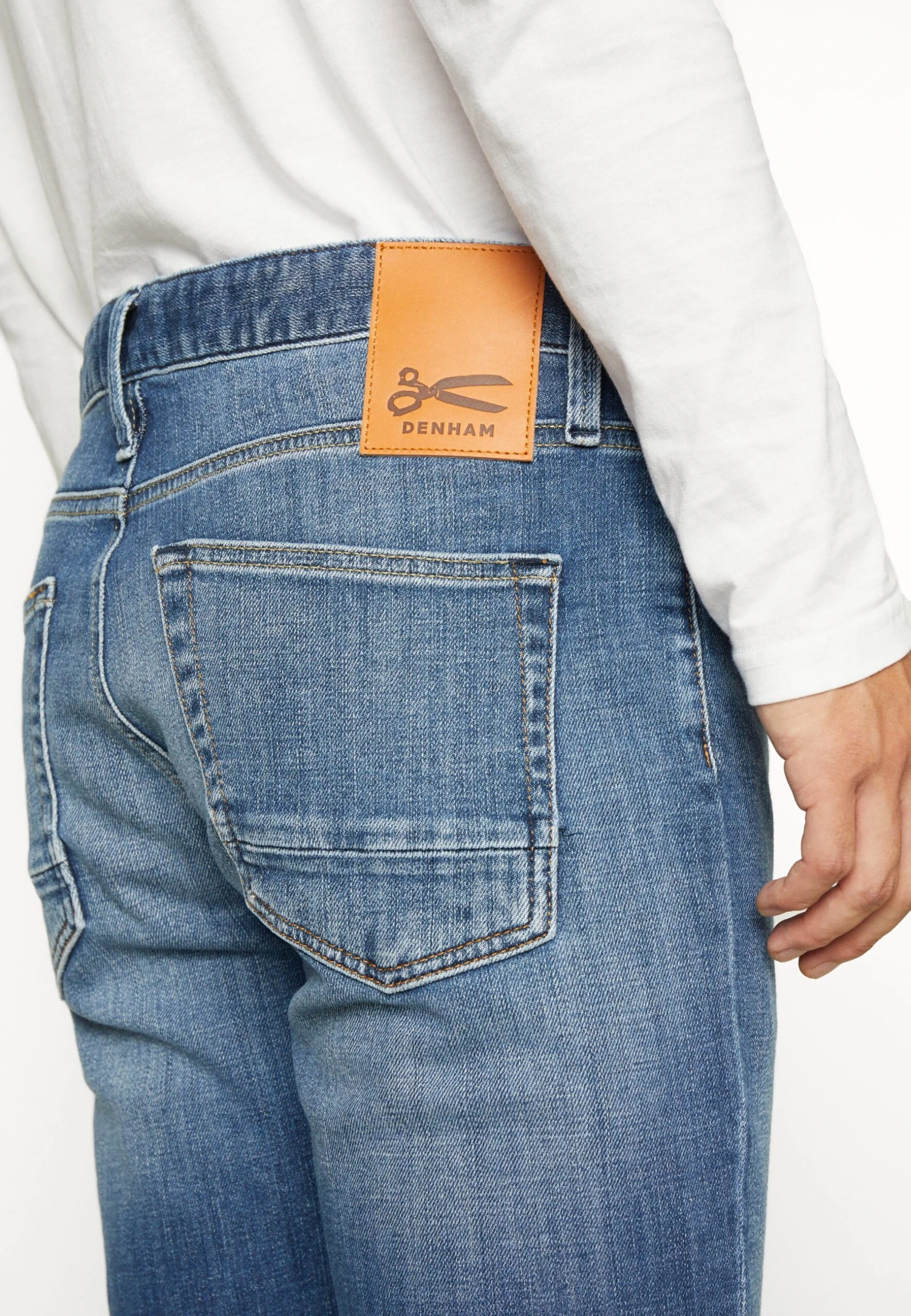 Denham RazorJeans Slim FitMid Blue Uomo Jeans DE422G09D-K11 7 Denham RazorJeans Slim FitMid Blue Uomo Jeans DE422G09D-K11 - immagine 7