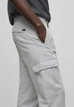 Boss SislaPantaloni CargoLight Grey Uomo Pantaloni BB121A0FC-C11 9 Boss SislaPantaloni CargoLight Grey Uomo Pantaloni BB121A0FC-C11 -Vendite Boss f9ff5f2c306342ca824c51460056a9e5