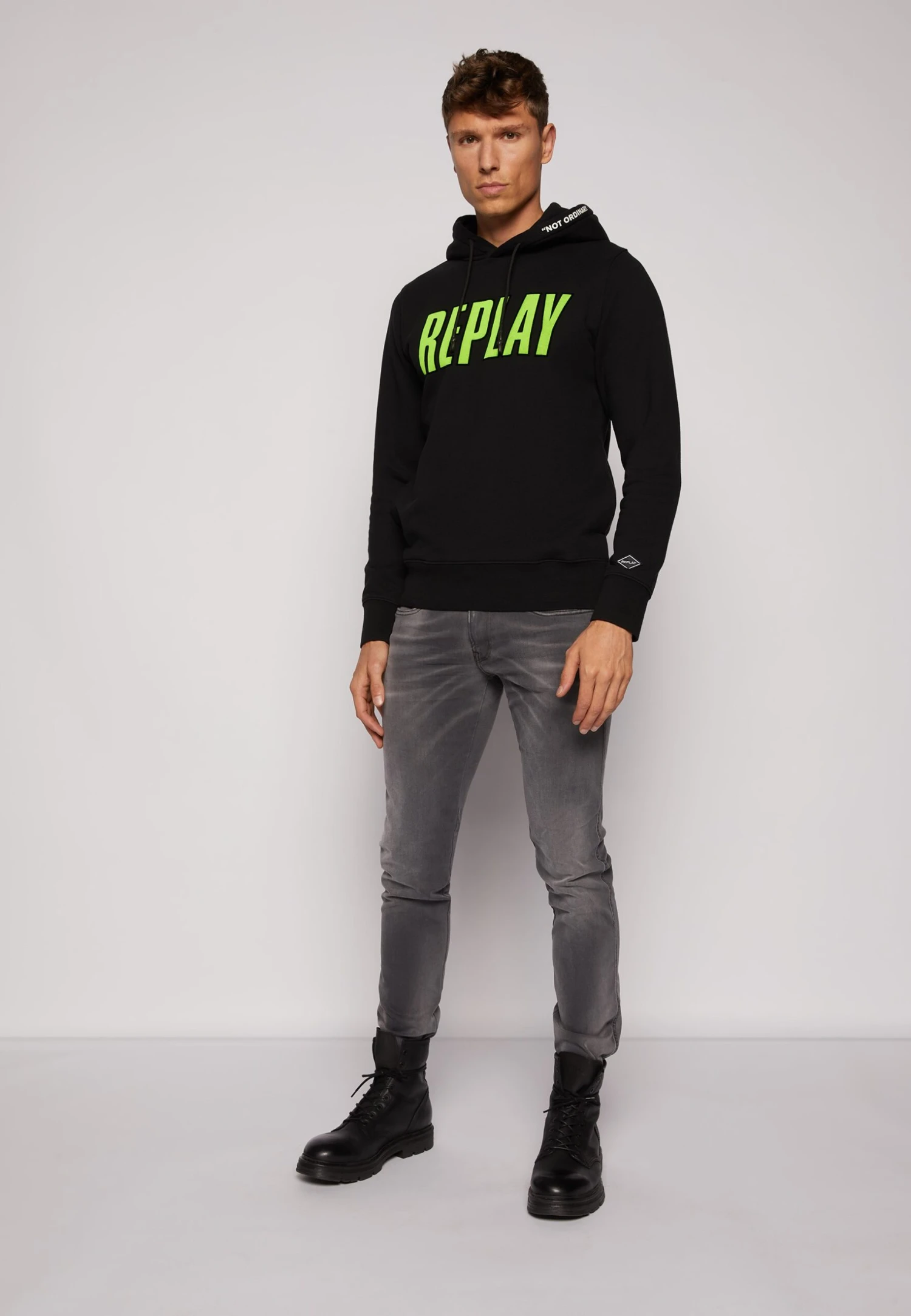 Replay Anbass White ShadesJeans Tapered FitLight Grey Uomo Jeans RE322G0HS-C11 5 Replay Anbass White ShadesJeans Tapered FitLight Grey Uomo Jeans RE322G0HS-C11 - immagine 5