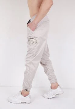 Mit Elastischen BündchenPantaloni SportiviBeige Uomo Pantaloni T0Y22E00P-B11 -Vendite Boss fdcd3c5d5f134d2189c0ddc1b2d0c58f